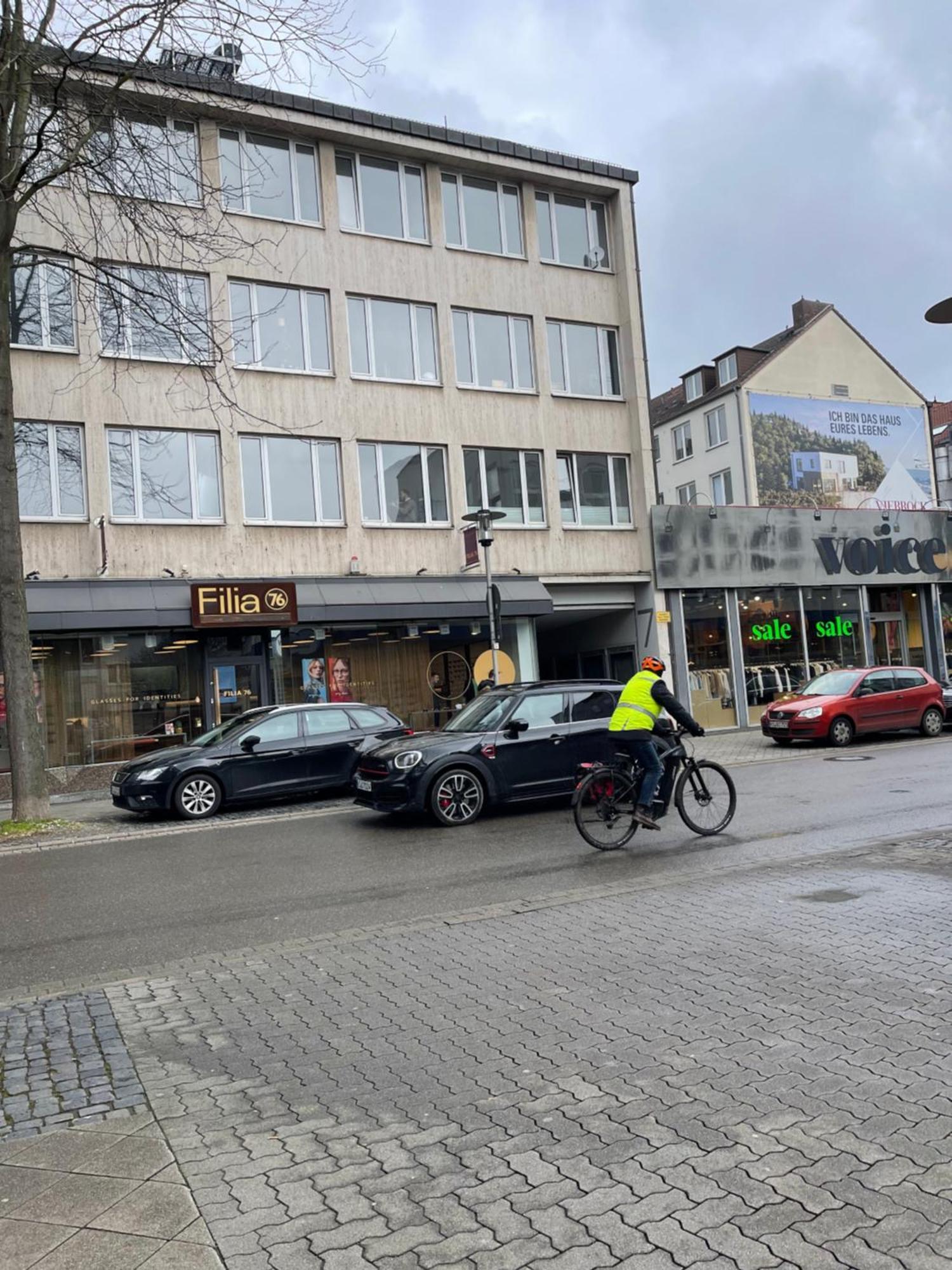 Geraeumige 3-Zimmer-Ferienwohnung Im Herzen Von Kassel Exterior foto